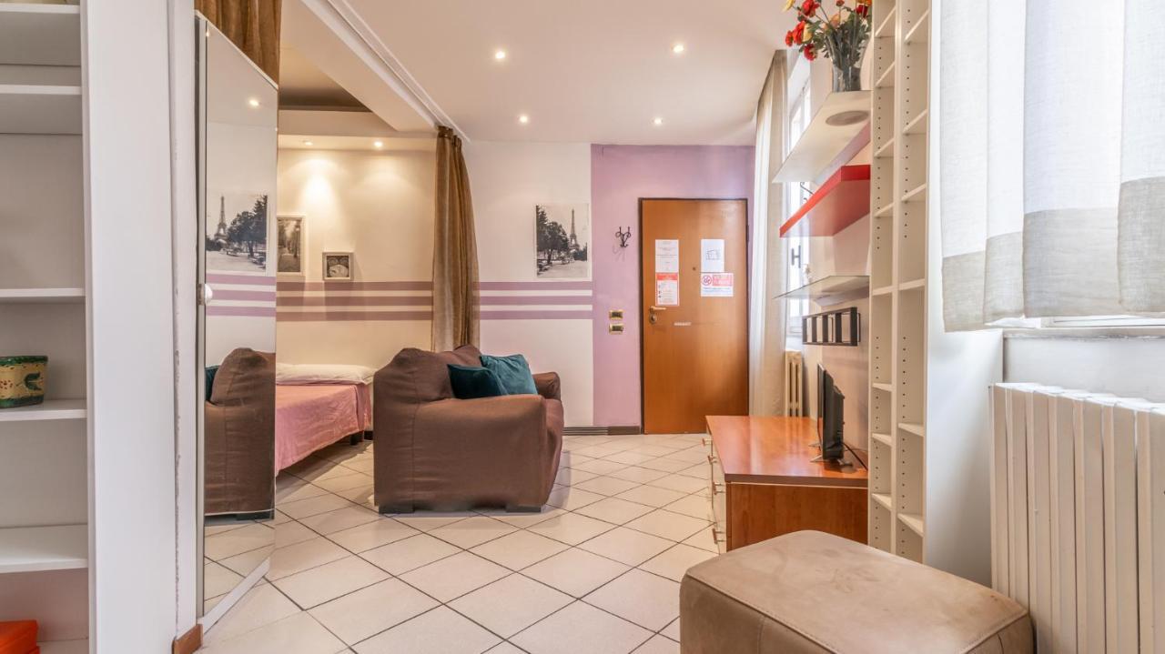 Apartamento Monolivi 35 - Affitti Brevi Italia Módena Exterior foto